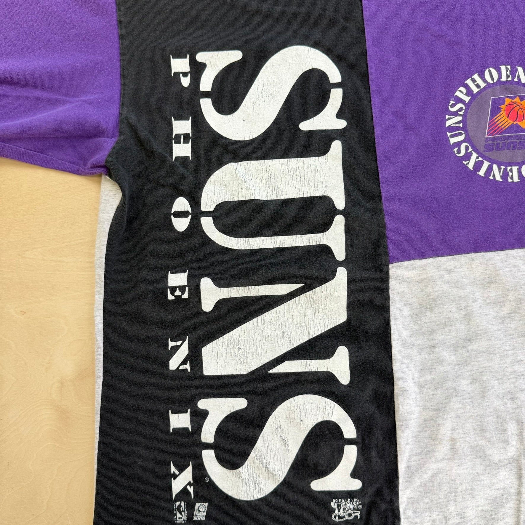 J- Vintage Phoenix Suns NBA Graphic & Text Made In USA Single Stitch Tee - L