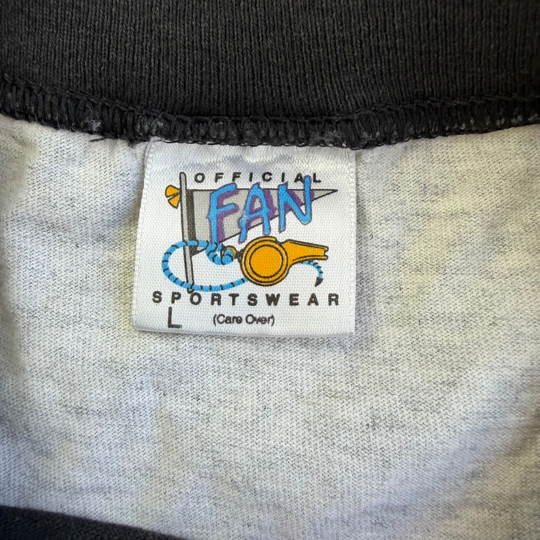 J- Vintage Phoenix Suns NBA Graphic & Text Made In USA Single Stitch Tee - L