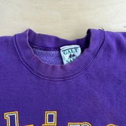 J- Vintage '96 Minnesota Vikings NFL Text & Graphic Crewneck - L