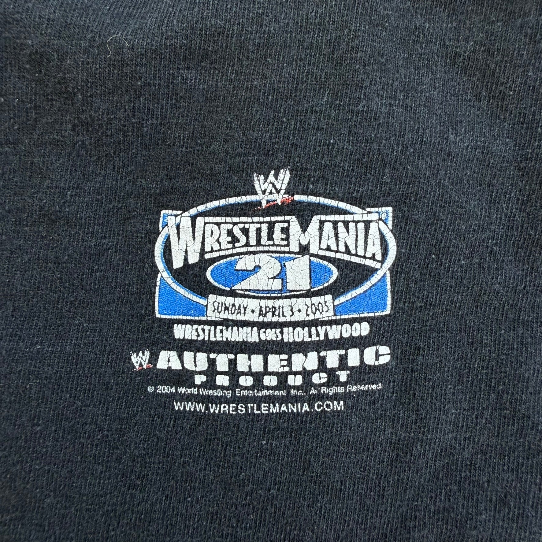 J- Vintage '04 WWE Raw & Smackdown Picture Graphic Tee - M