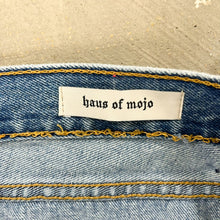 Load image into Gallery viewer, F- HOM Levi&#39;s 550 Reworked Denim/Jeans Tote Bag
