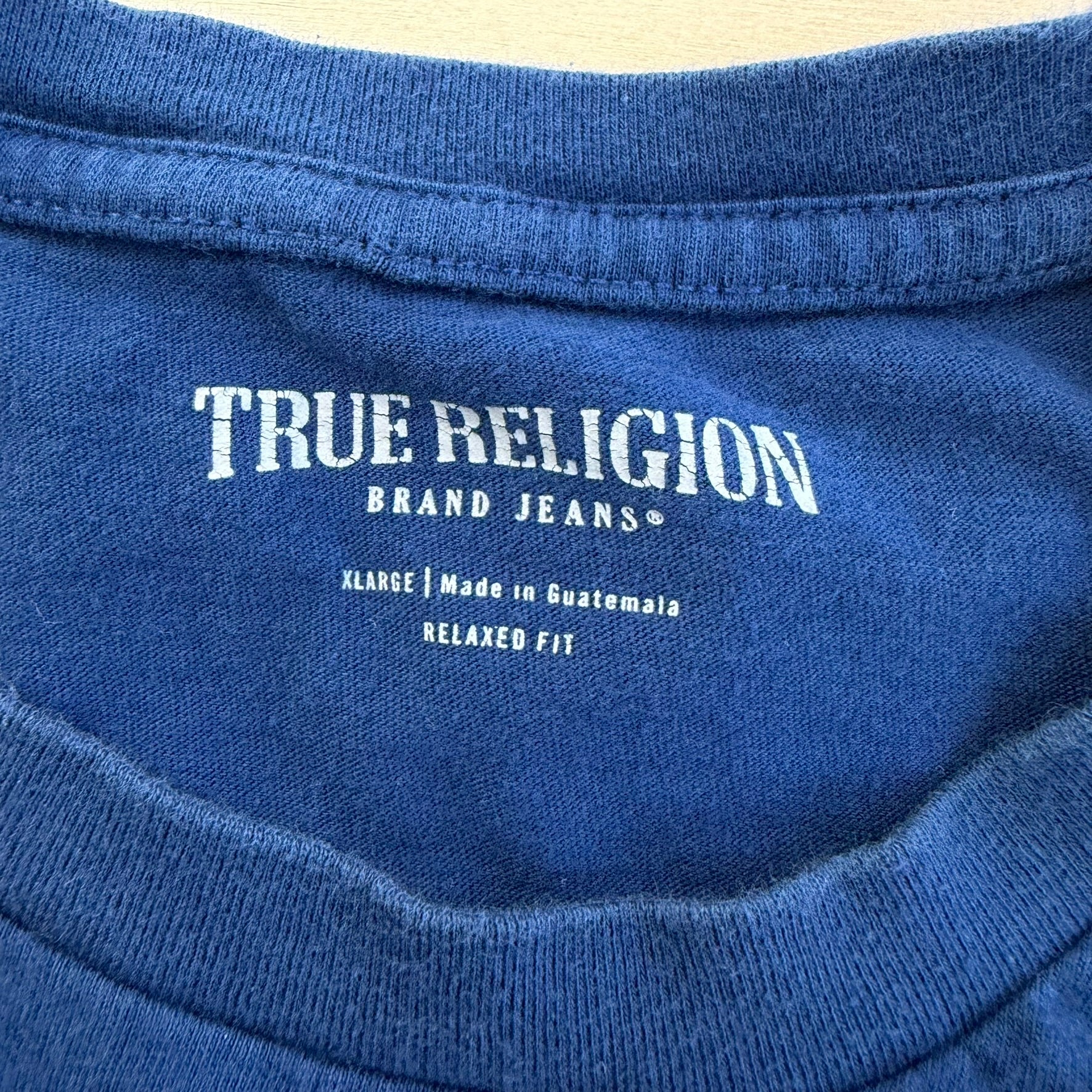 J- Vintage True Religion Mountain Picture & Logo Graphic Tee - L