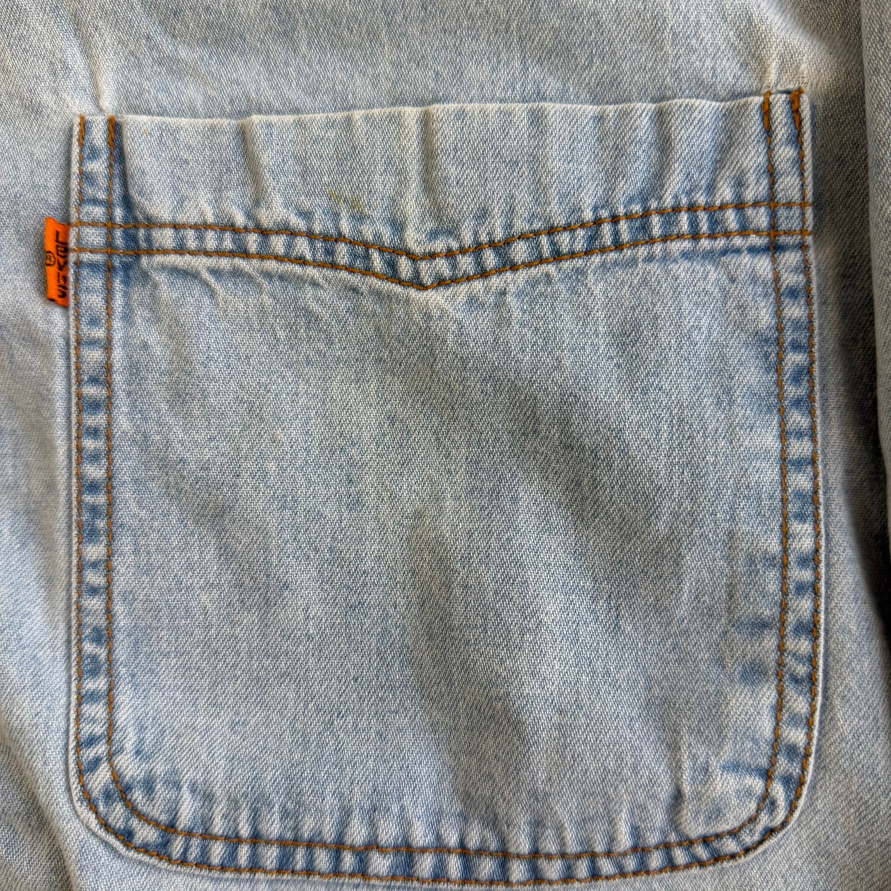 J- Vintage 90s Levi's Orange Tab Denim Button Down Shirt - M
