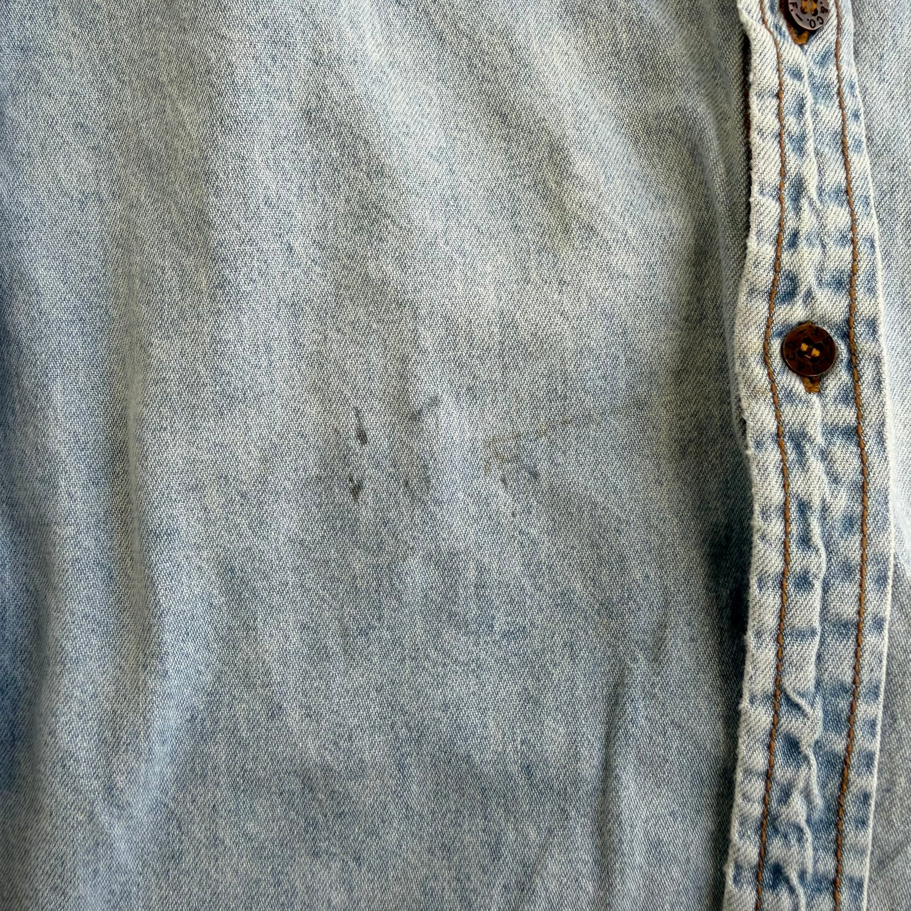 J- Vintage 90s Levi's Orange Tab Denim Button Down Shirt - M