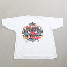 Load image into Gallery viewer, F- Vintage 90s Chicago Bulls NBA Raven Athletic Logo &amp; Text Single Stitch Tee
