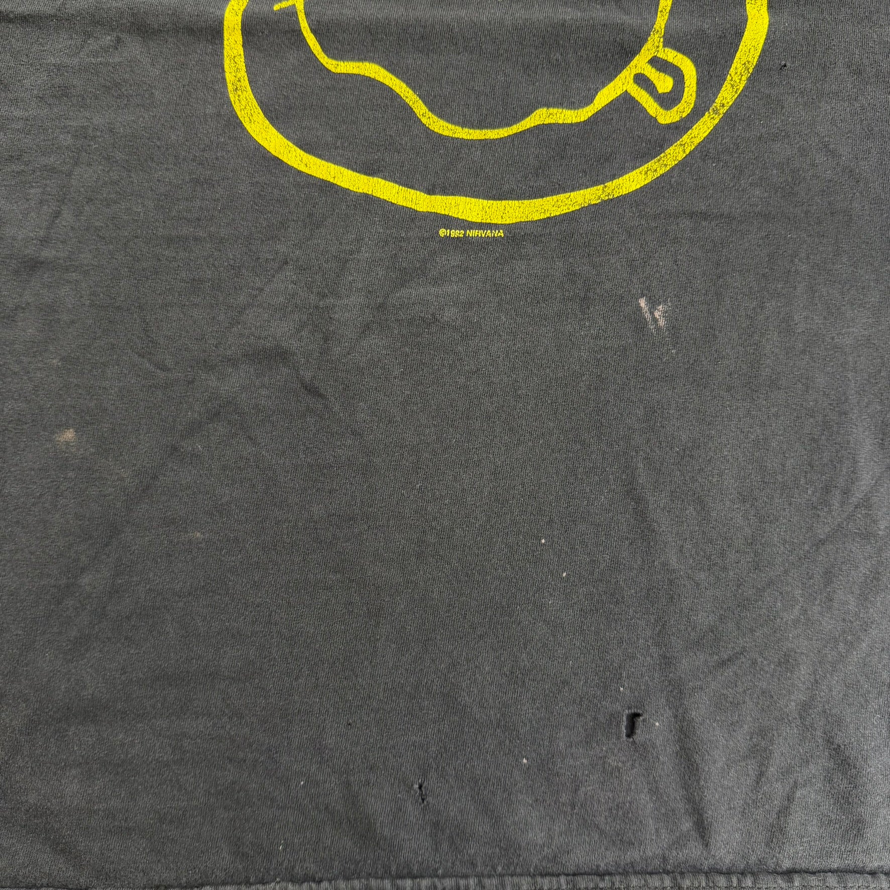 J- Vintage '92 Nirvana Smiley Face Graphic Tee - L