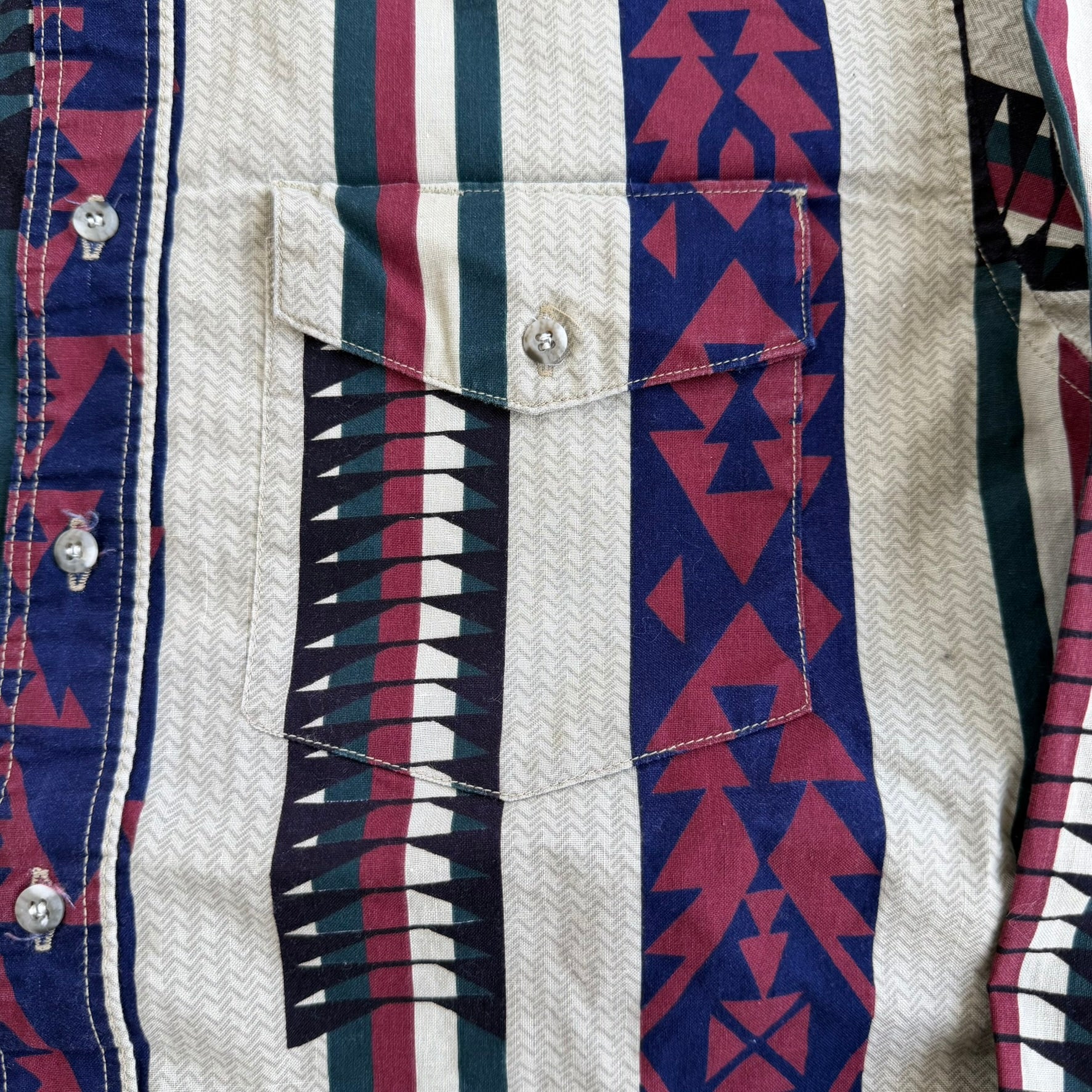 J- Vintage Wrangler Western Pattern Button Down Shirt - XL Long