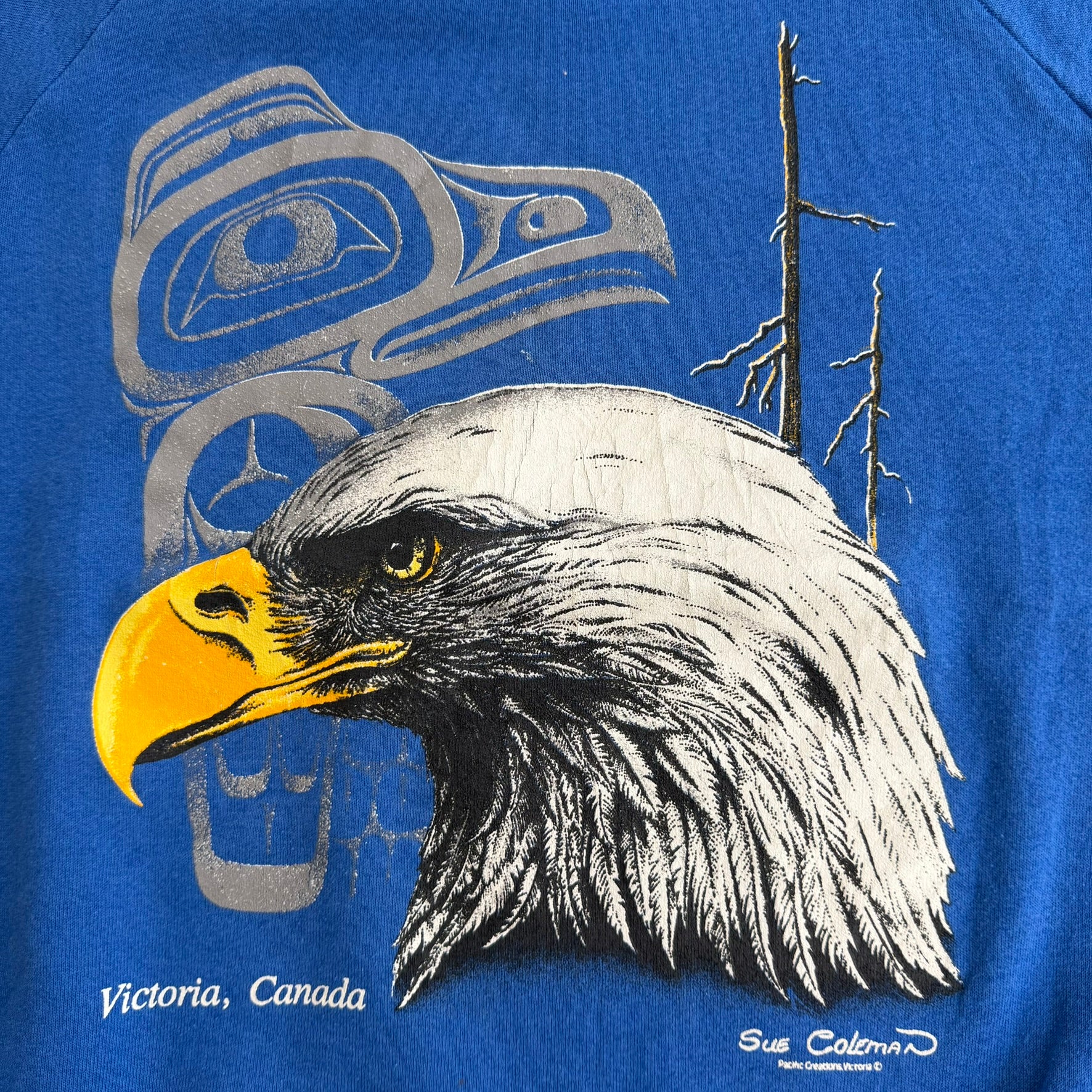 J- Vintage Victoria Canada Eagle 90's Graphic Made In USA Crewneck - XL