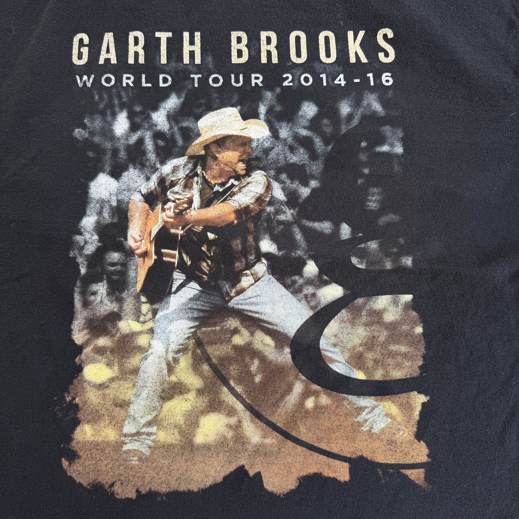 J- '14 Garth Brooks World Tour Picture Graphic Tee - XL