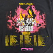 J- '25 Papa Roach Rise Of The Roach Tour Graphic Picture Tee - L