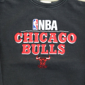 F- Vintage Chicago Bulls NBA Mitchell & Ness Embroidered Text & Logo Crewneck
