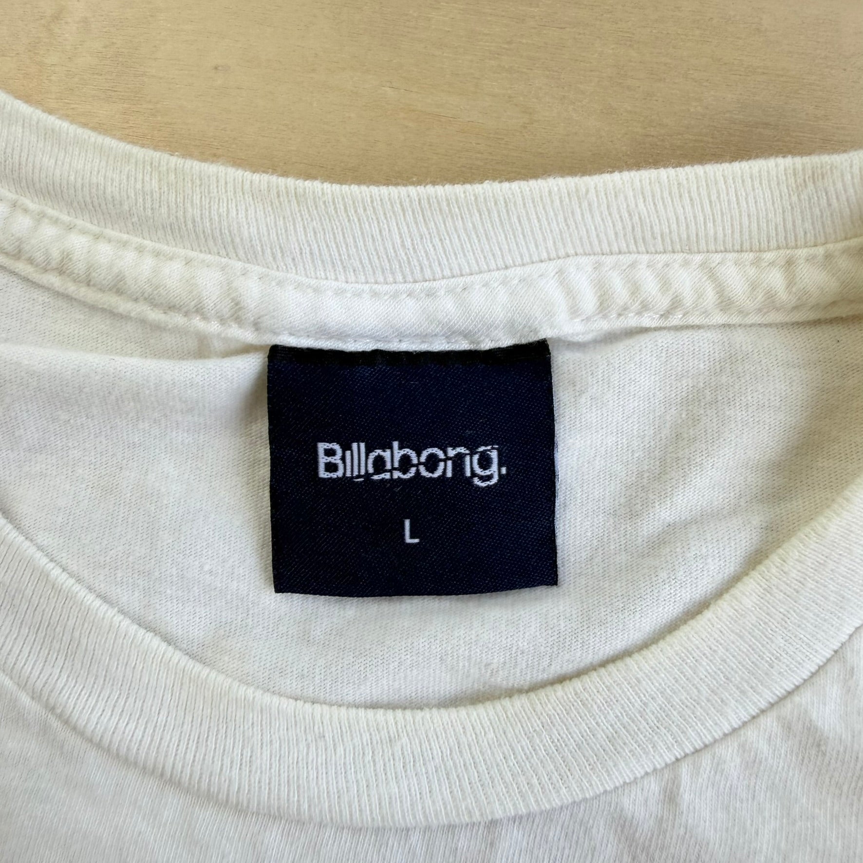 J- Vintage Billabong Logo Text Graphic Tee - L