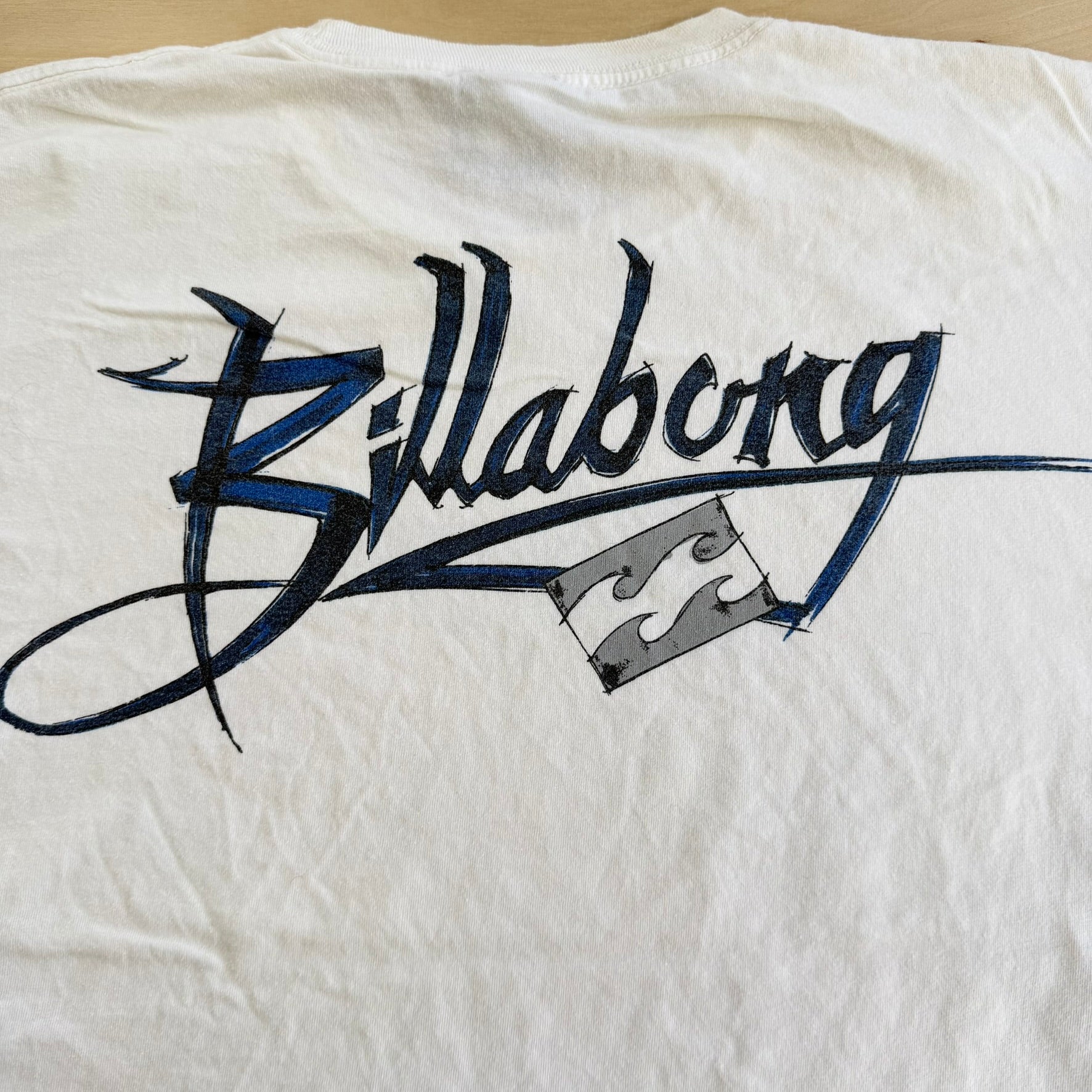 J- Vintage Billabong Logo Text Graphic Tee - L