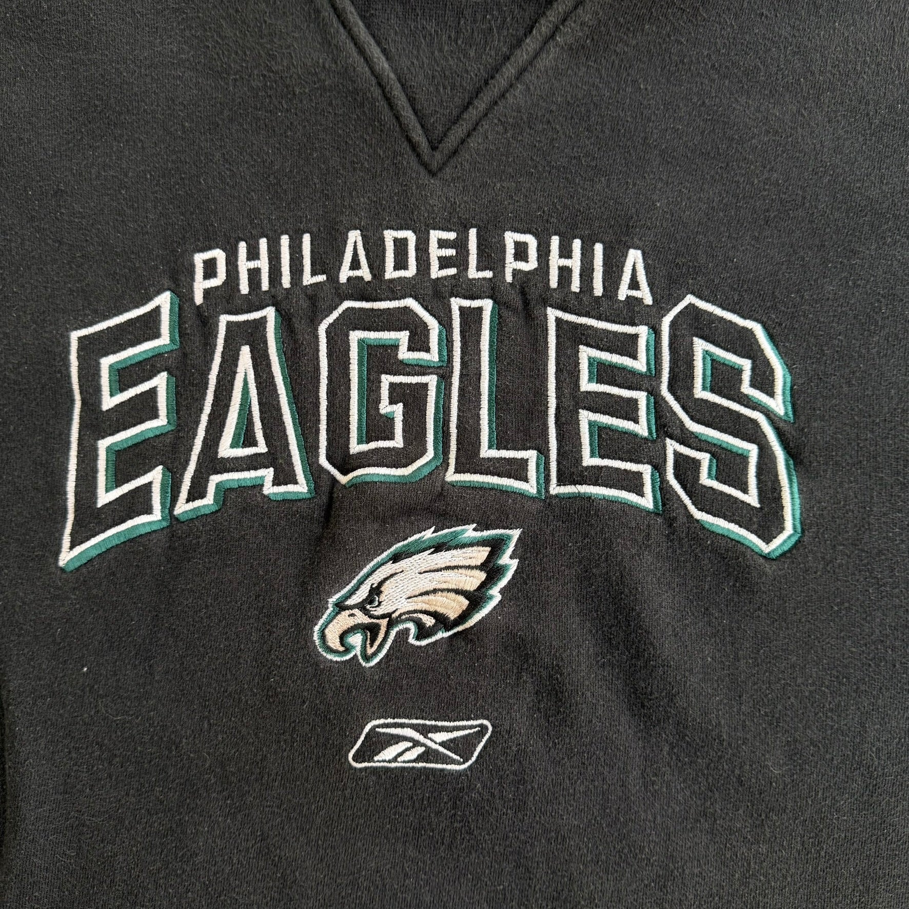 J- Vintage Philadelphia Eagles NFL Reebok Embroidered Logo Graphic Crewneck - 2XL