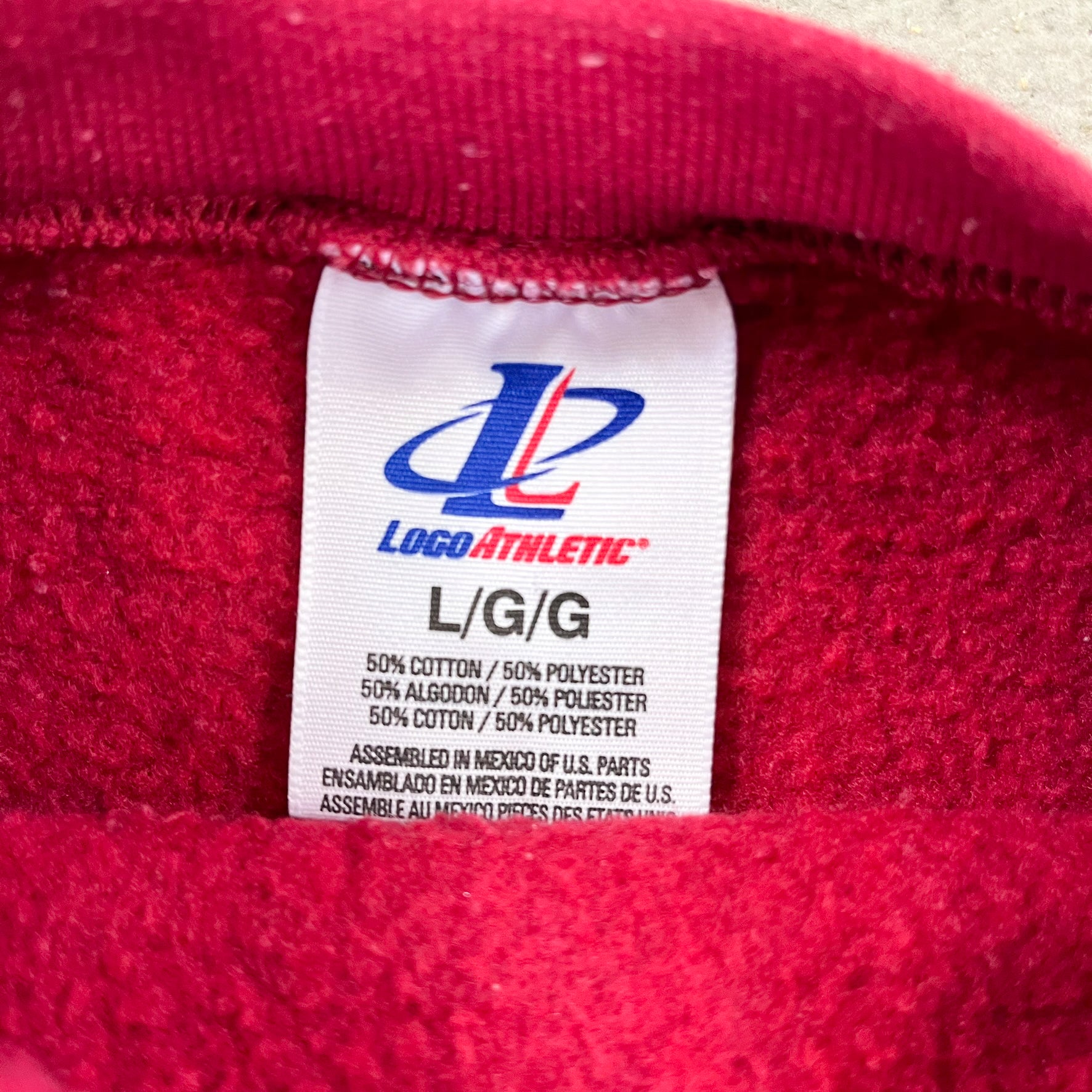 F- Vintage Washington Commanders NFL Pro Player Embroidered Logo & Text Crewneck