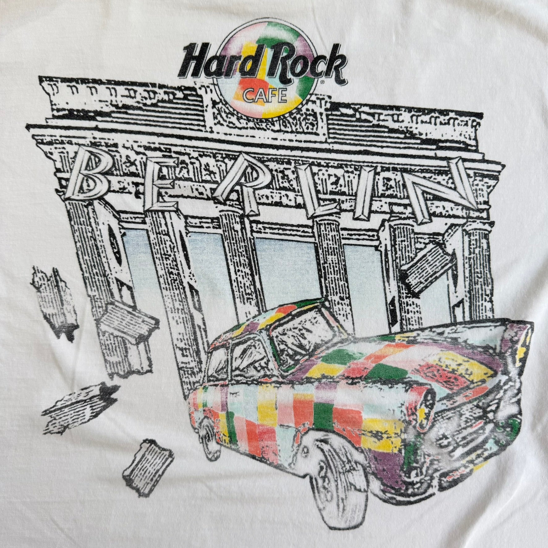 J- Vintage 90s Hard Rock Cafe Berlin Graphic Tee - L