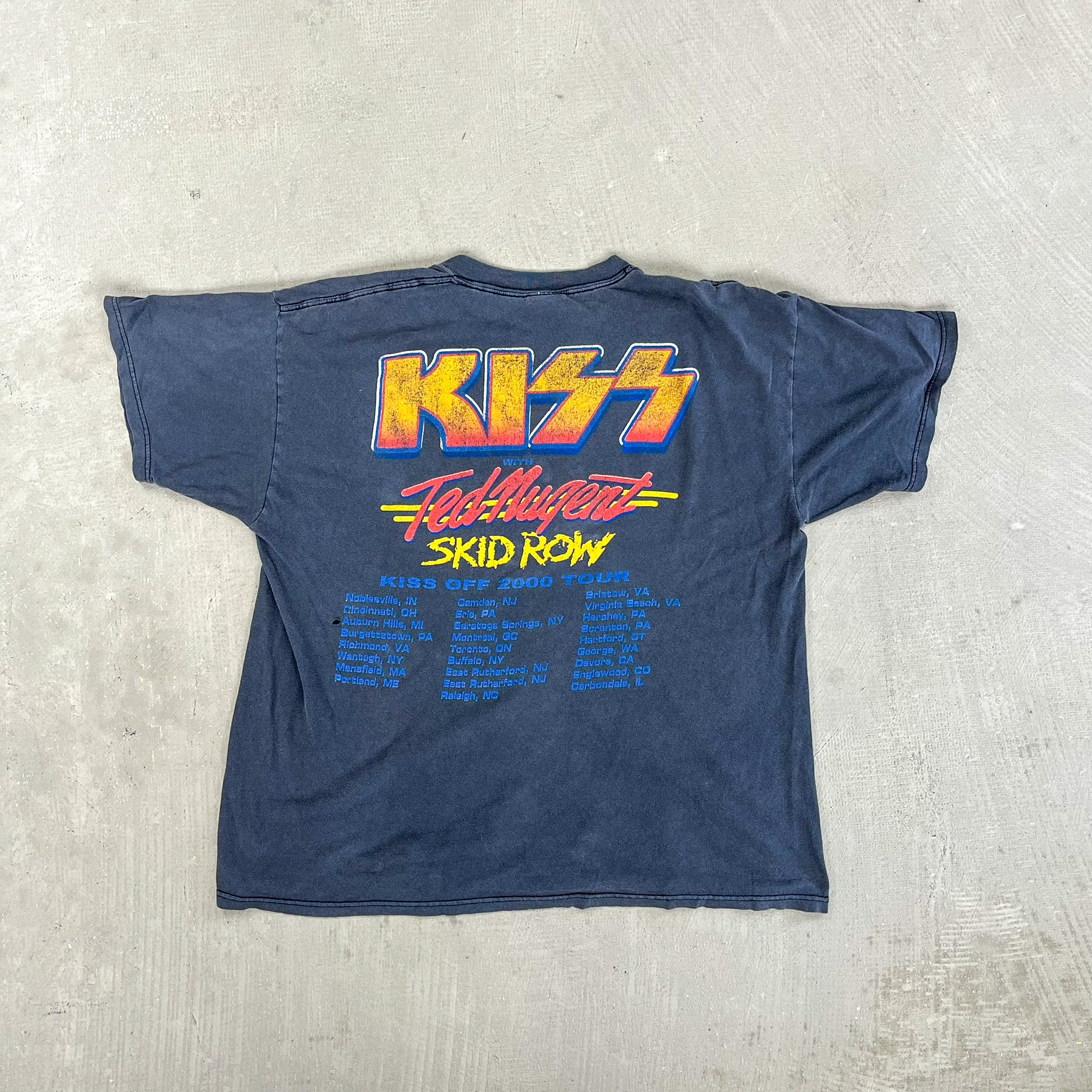 F- Vintage '00 Kiss The Farewell Tour Picture Tee