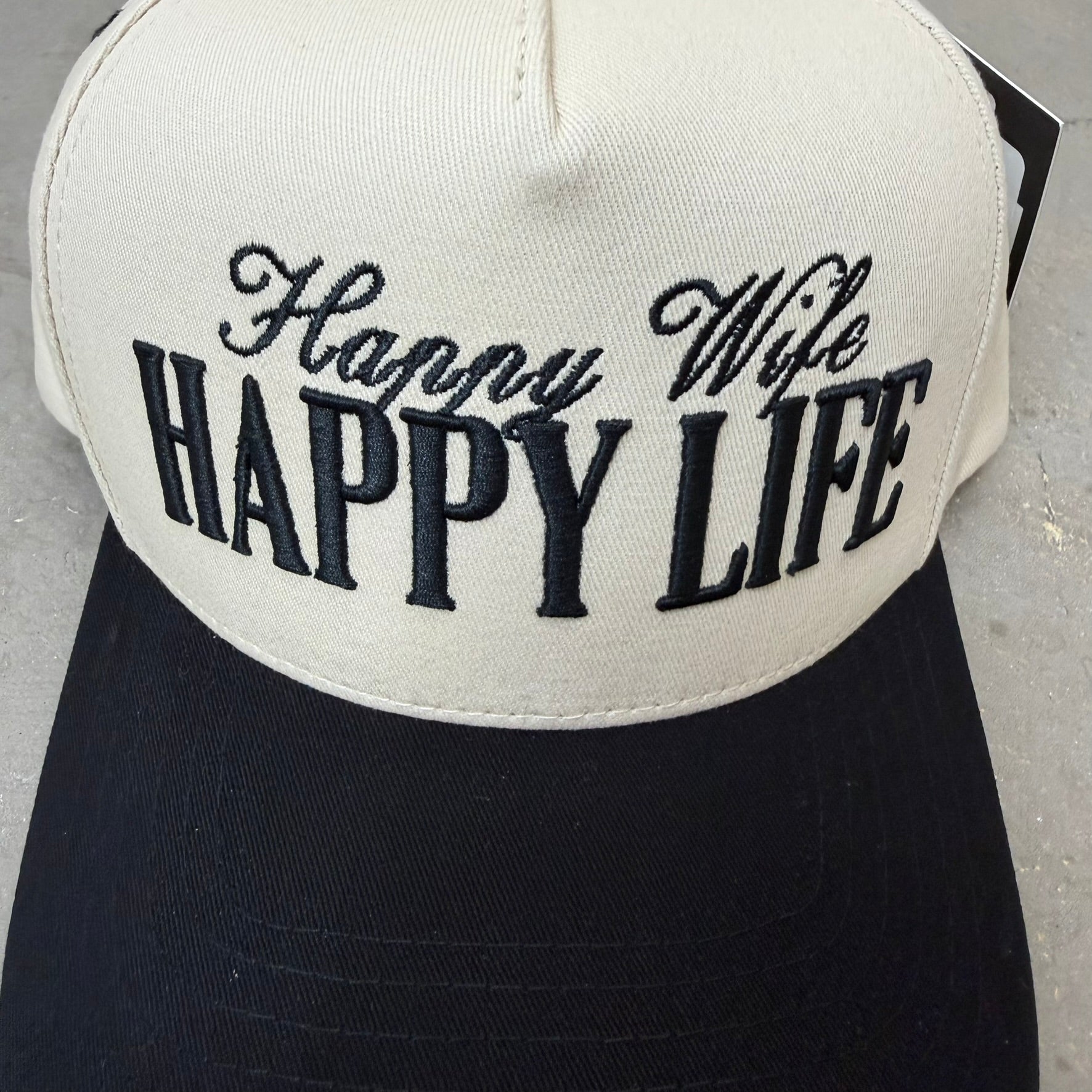 K- Black Happy Wife Happy Life Embroidered Snapback Hat - 35