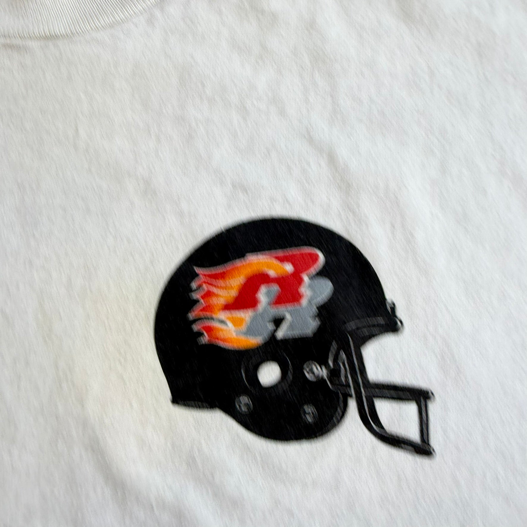 J- Vintage '93 Ottawa Rough Riders CFL Old Logo & Graphic Single Stitch Tee - L