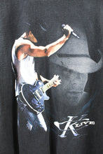 Load image into Gallery viewer, Kenny Chesney 2006 Tour Picture Tee

