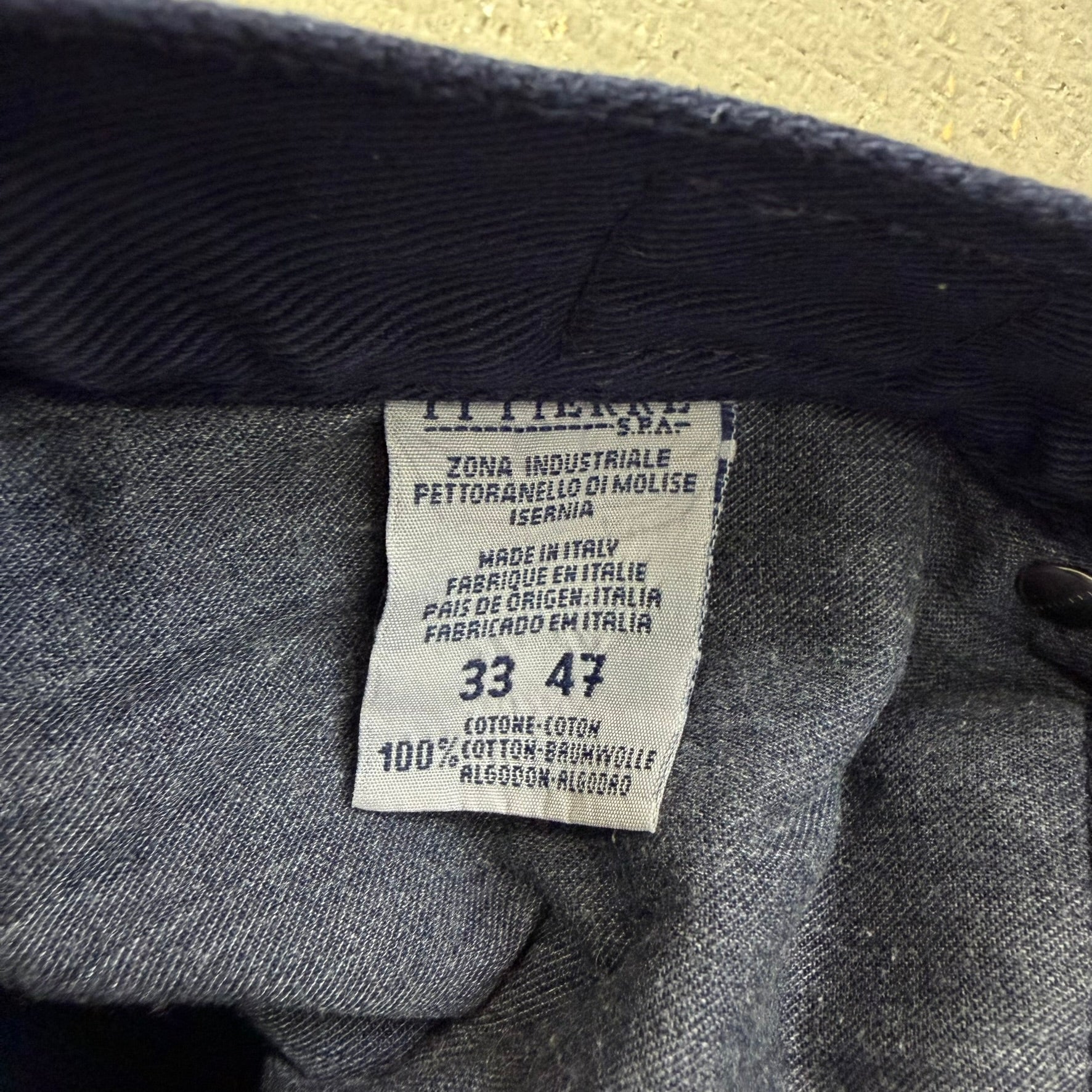 J- Vintage Versace Jeans Couture Made In Italy Indigo Jeans -  w32 (fits 32x30)
