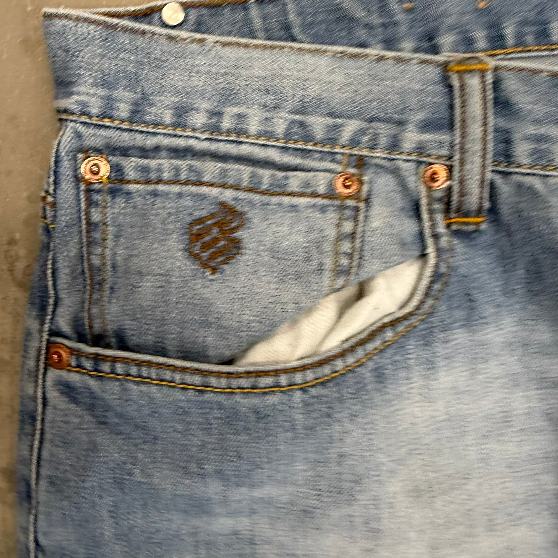 J- Vintage Rocawear Denim Company Straight Leg Jeans - 38x32