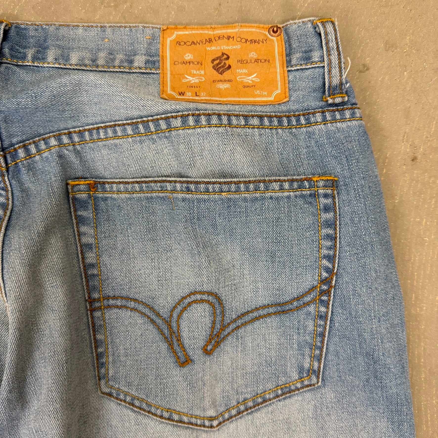 J- Vintage Rocawear Denim Company Straight Leg Jeans - 38x32