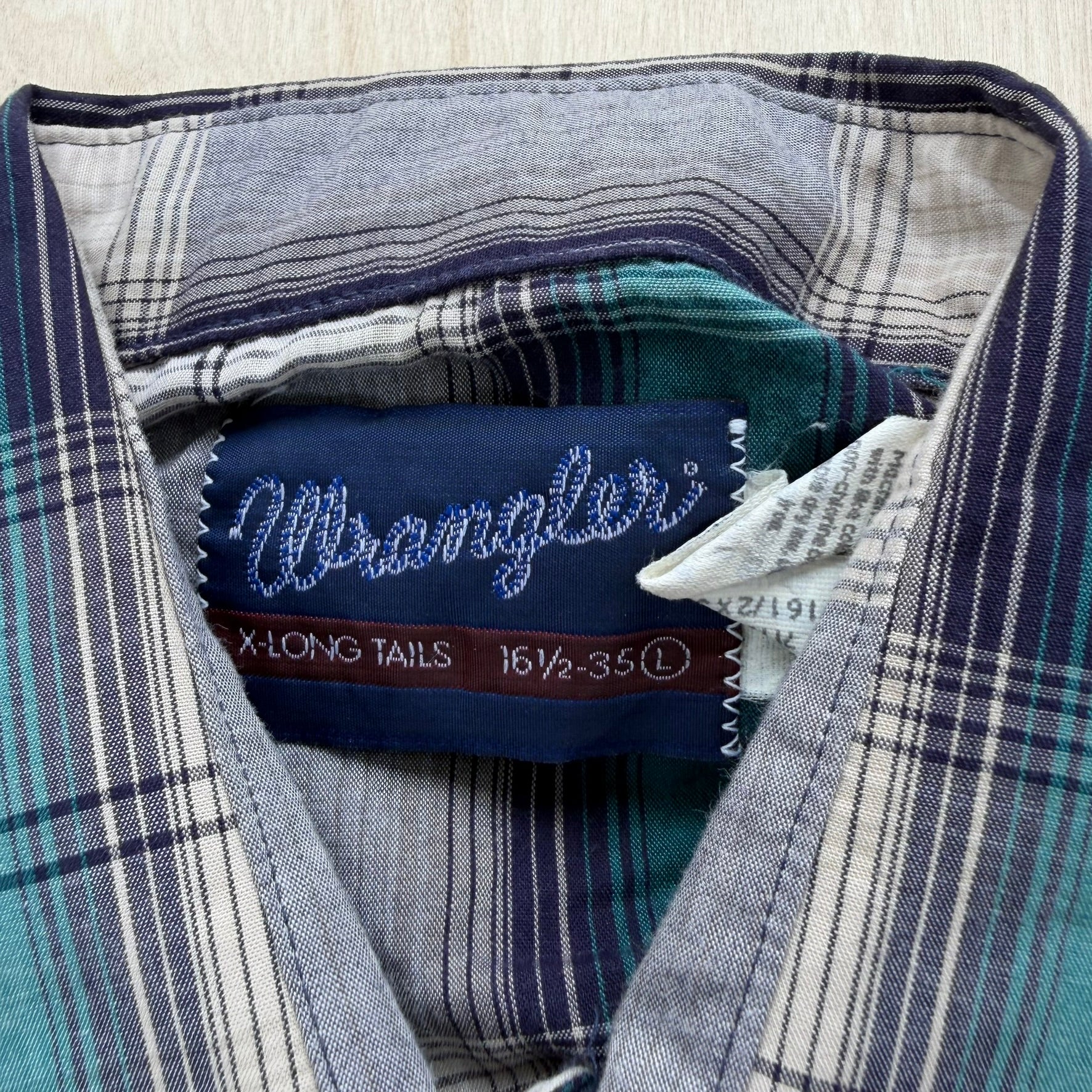 J- Vintage Wrangler Western Plaid Pearl Snap Button Down Shirt - L