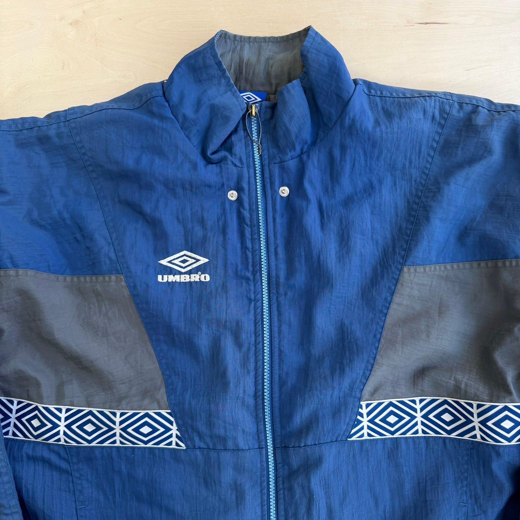 J- Vintage Umbro Embroidered Logo Zip Up Blue/Gray Winter Jacket - L