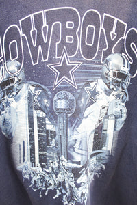 Z - Vintage NFL Dallas Cowboys Cityscape & Cowboys Graphic Crewneck