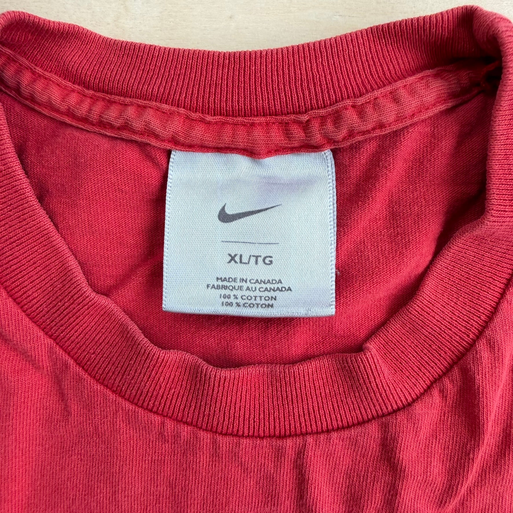 J- Vintage Nike Swoosh & Text Graphic Made In Canada Tee - L