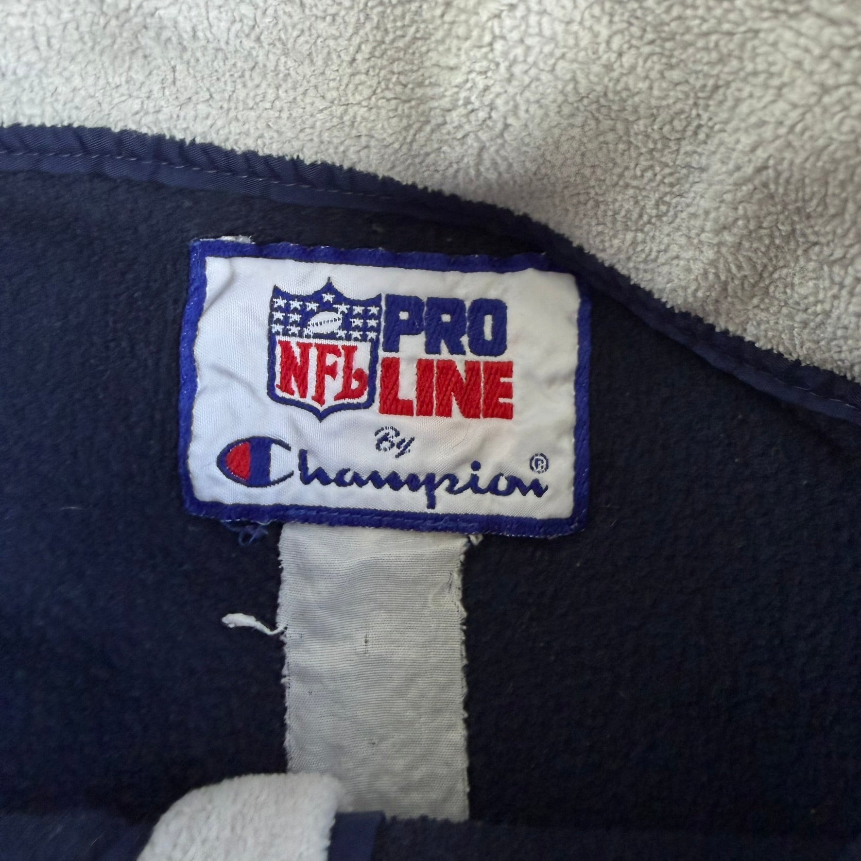 J- Vintage Dallas Cowboys NFL Champion Embroidered Text Quarter Zip Pullover Polar Fleece - XL