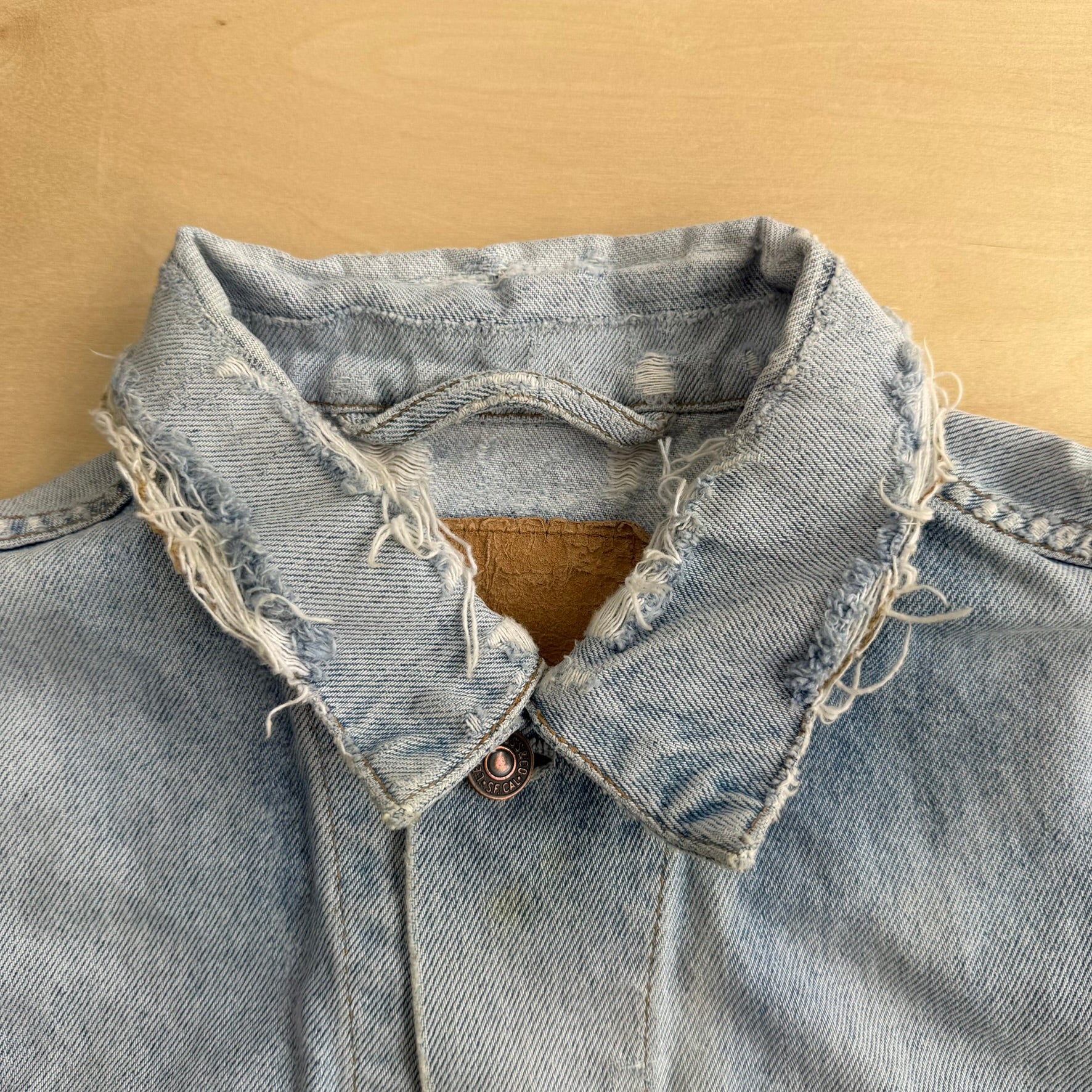J- Vintage Levi's 70503 0206 Trucker Denim Jacket - M