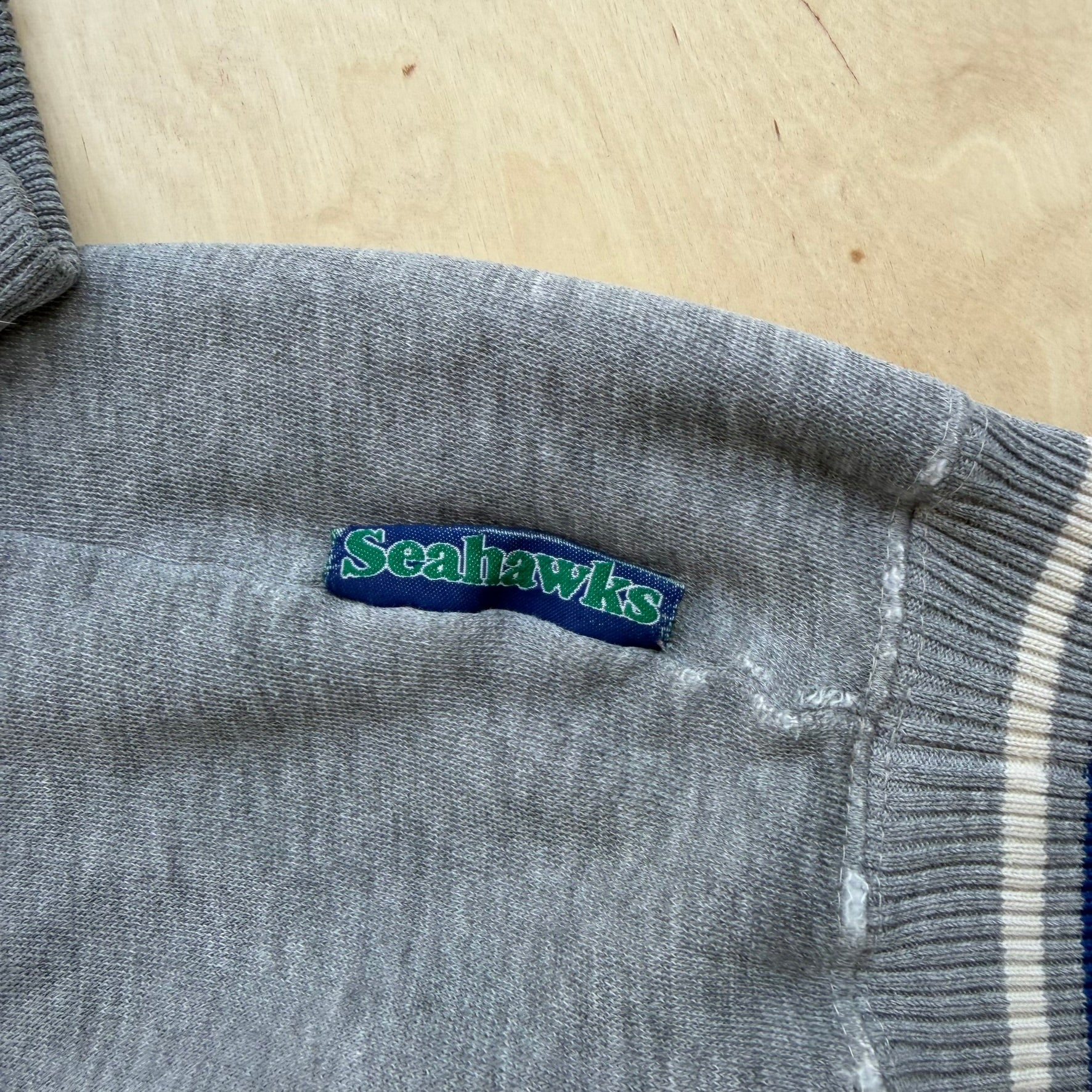J- Vintage 90s Seattle Seahawks NFL Lee Embroidered Logo Crewneck - XL