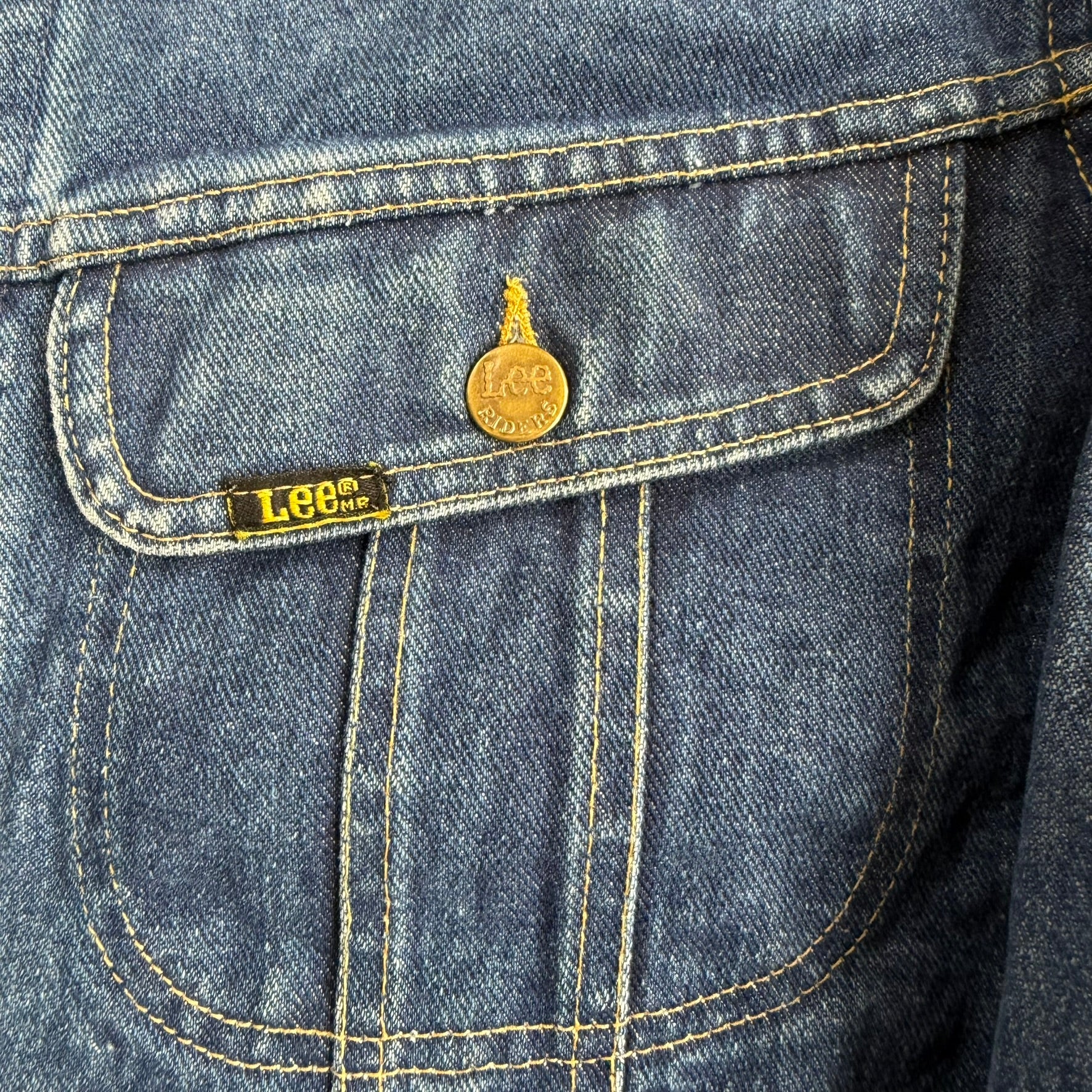 J- Vintage Lee Rider Made In USA Denim Jacket - 46 Long (fits L)