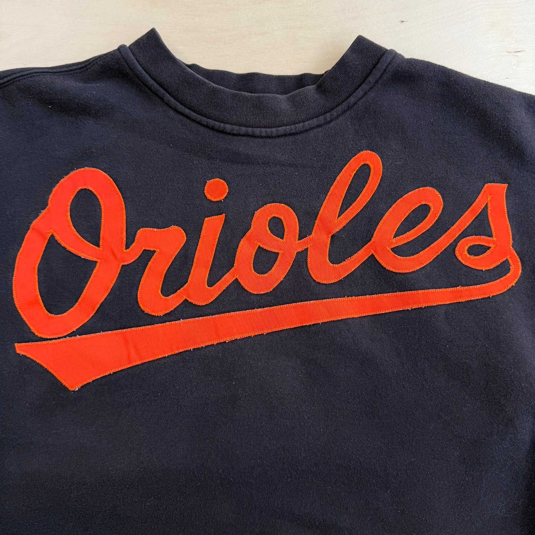 J- Vintage Baltimore Orioles MLB Embroidered Text Logo Crewneck - L