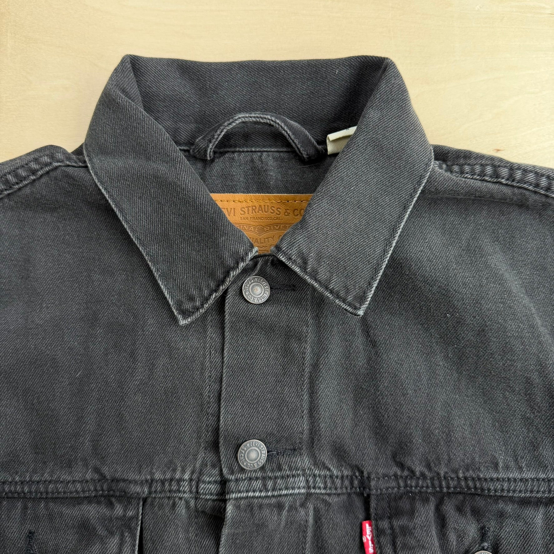 J- Levi's Vintage Fit Black Denim Jacket - M