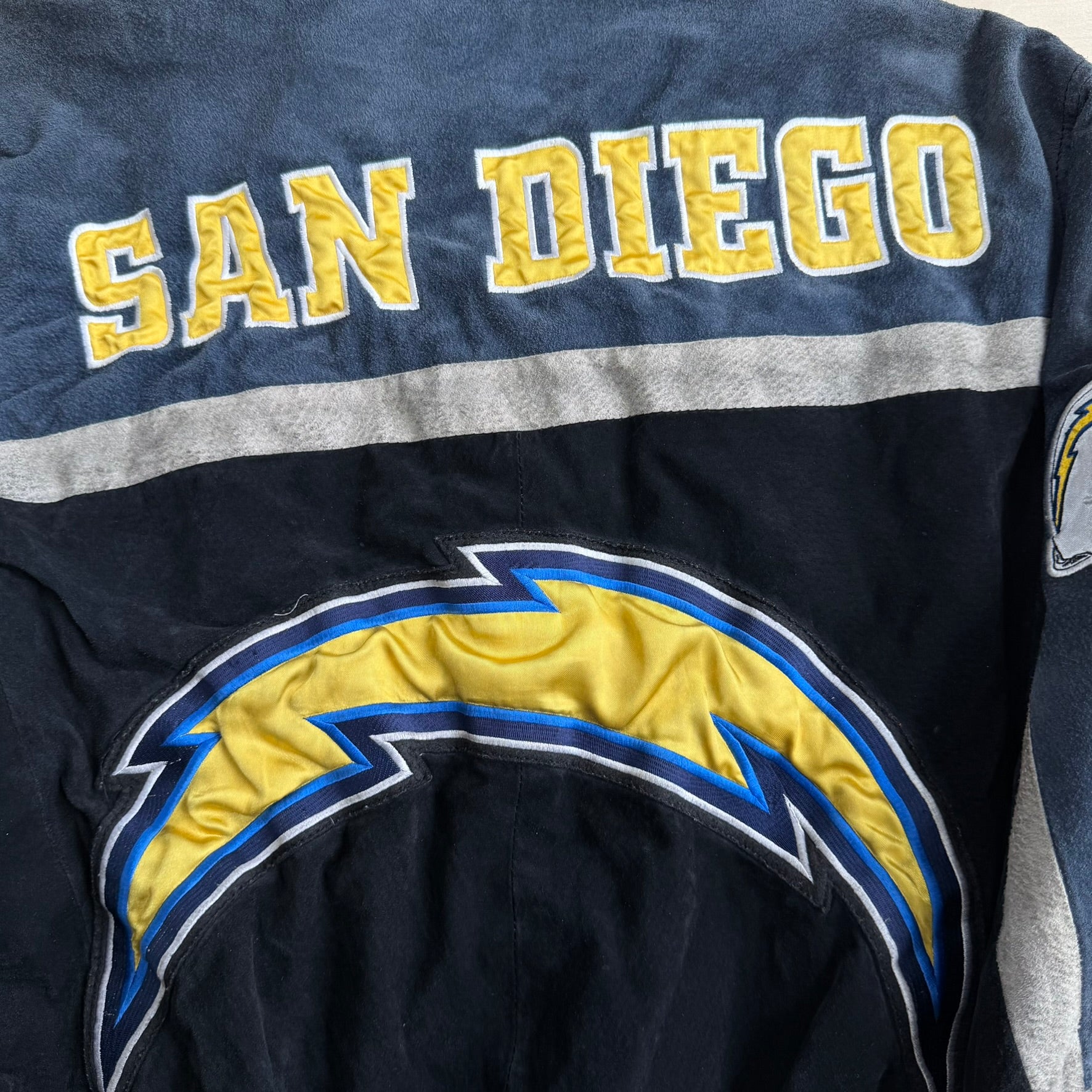 J- Vintage San Diego Chargers NFL Embroidered Logo Zip Up Suede Jacket - M