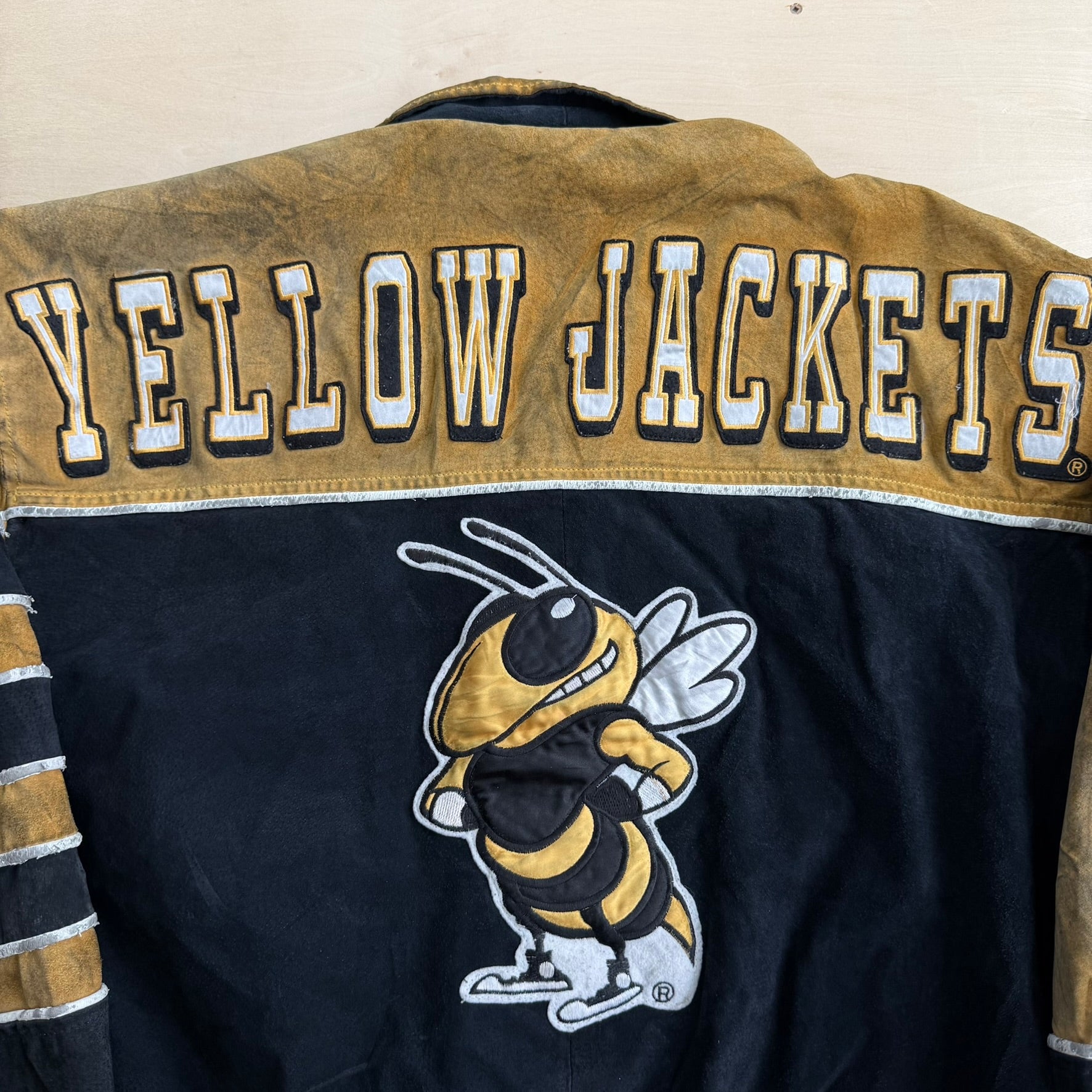 J- Vintage Georgia Tech Yellow Jackets Embroidered Logo Zip Up Suede Jacket - Bigger (fits XL)