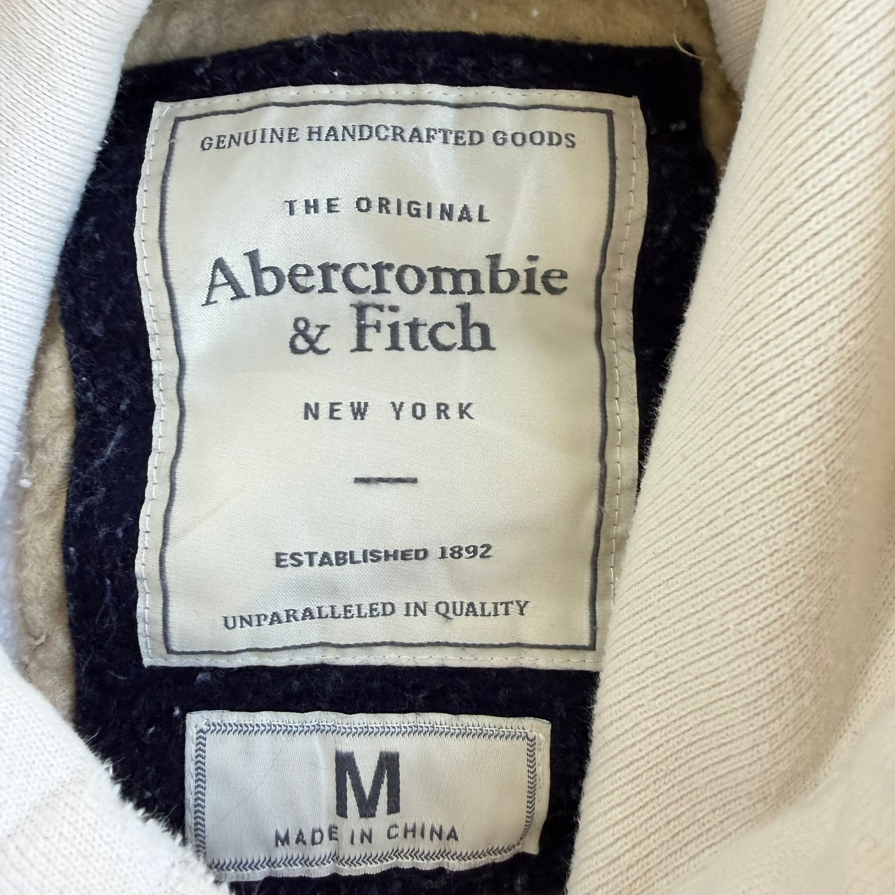 J- Vintage Abercrombie & Fitch NY92 Embroidered Text Hoodie - M
