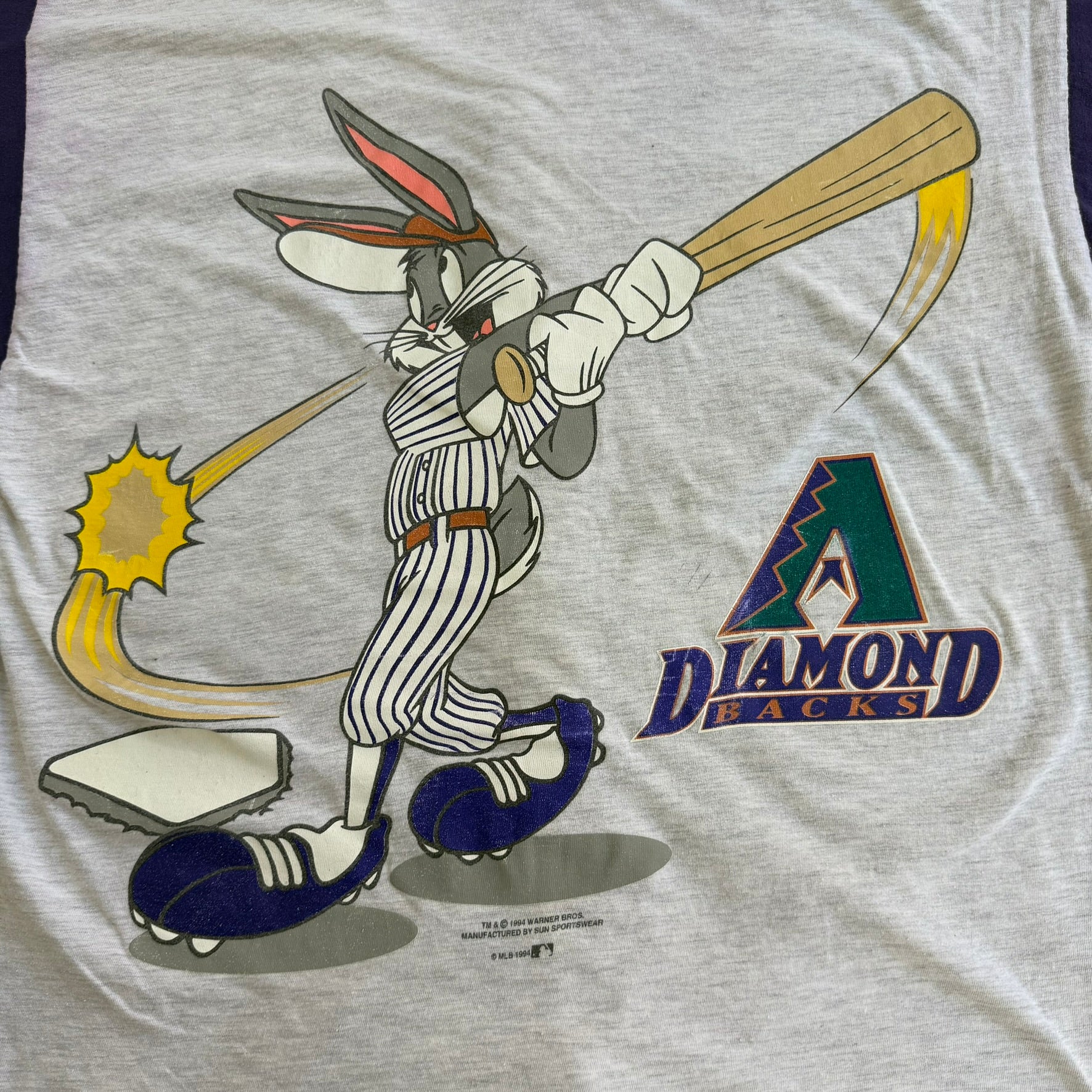J- Vintage '95 Arizona Diamondbacks Bugs Bunny MLB Looney Tunes Graphic Baseball Jersey - L