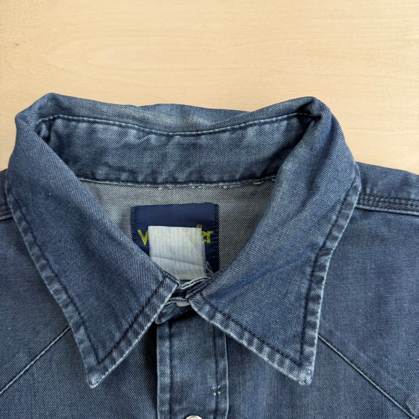 J- Vintage Wrangler Western Denim Pearl Snap Button Down Shirt - L