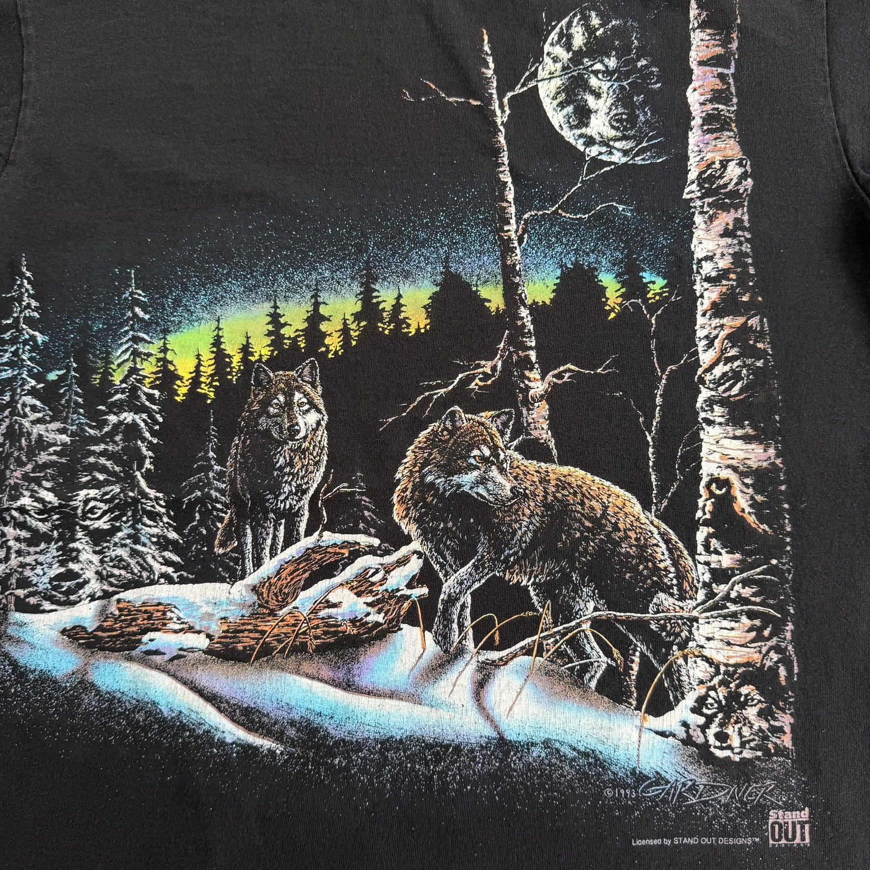 J- Vintage '93 Wolves In Winter Forest & Moon Graphic Single Stitch Gildan Heavy Weight Tag Tee - M