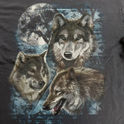 J- Vintage Wolves Forest & Moon Graphic Fruit Of The Loom Tag Tee - L