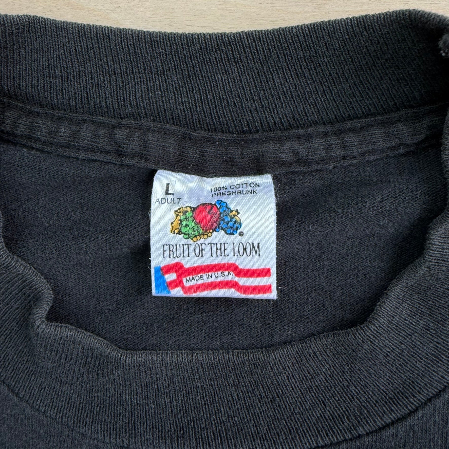 J- Vintage Looney Tunes '94 Tazmanian Devil BBQ Graphic Made In USA Single Stitch Tee - L