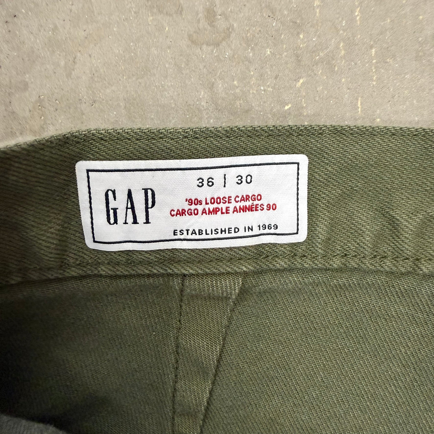 J- Vintage GAP 90s Loose Cargo Pants - 36x30