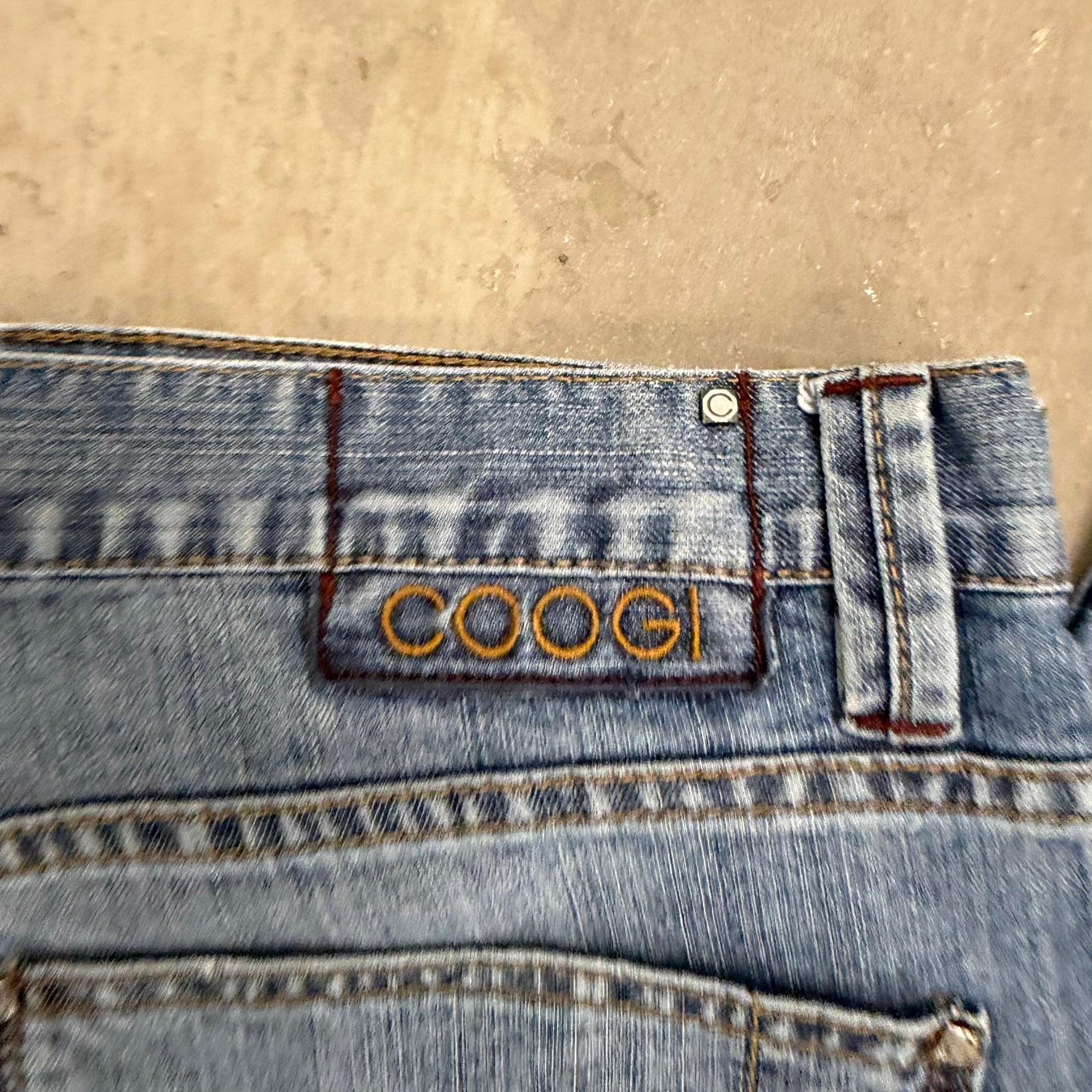 J- Vintage Coogi Embroidered Text Baggy Jeans - 38x34