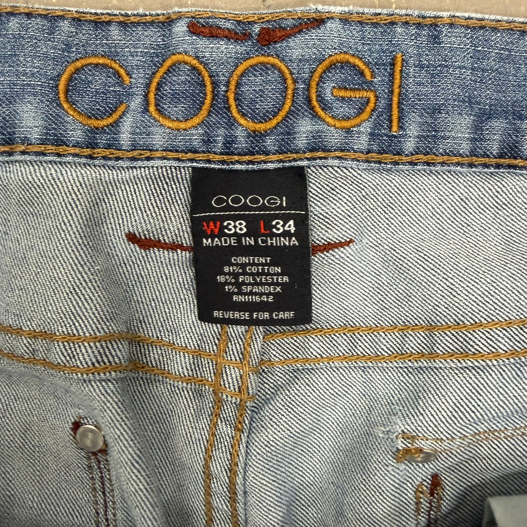 J- Vintage Coogi Embroidered Text Baggy Jeans - 38x34