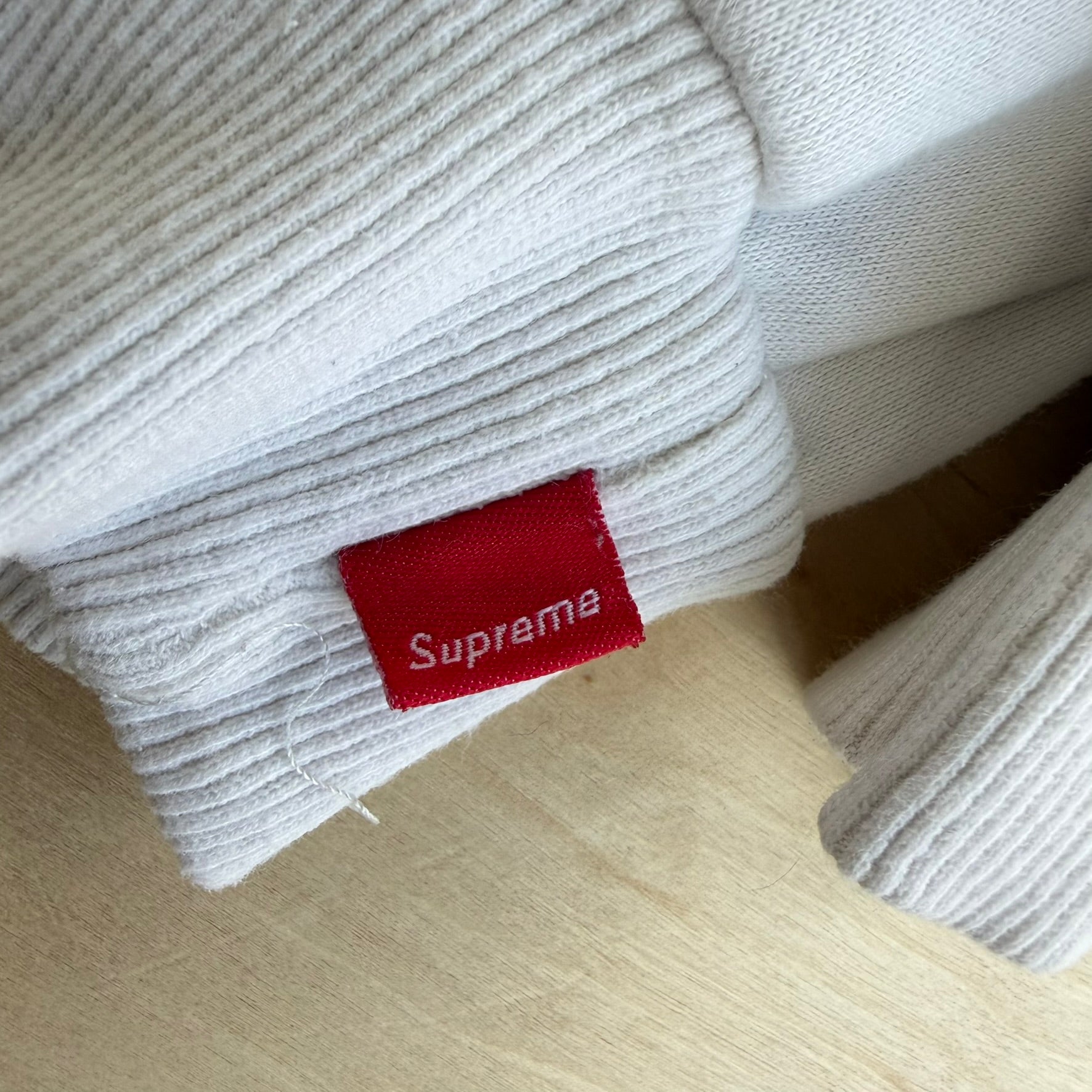 J- Bootleg Supreme Bogo White Crewneck - M