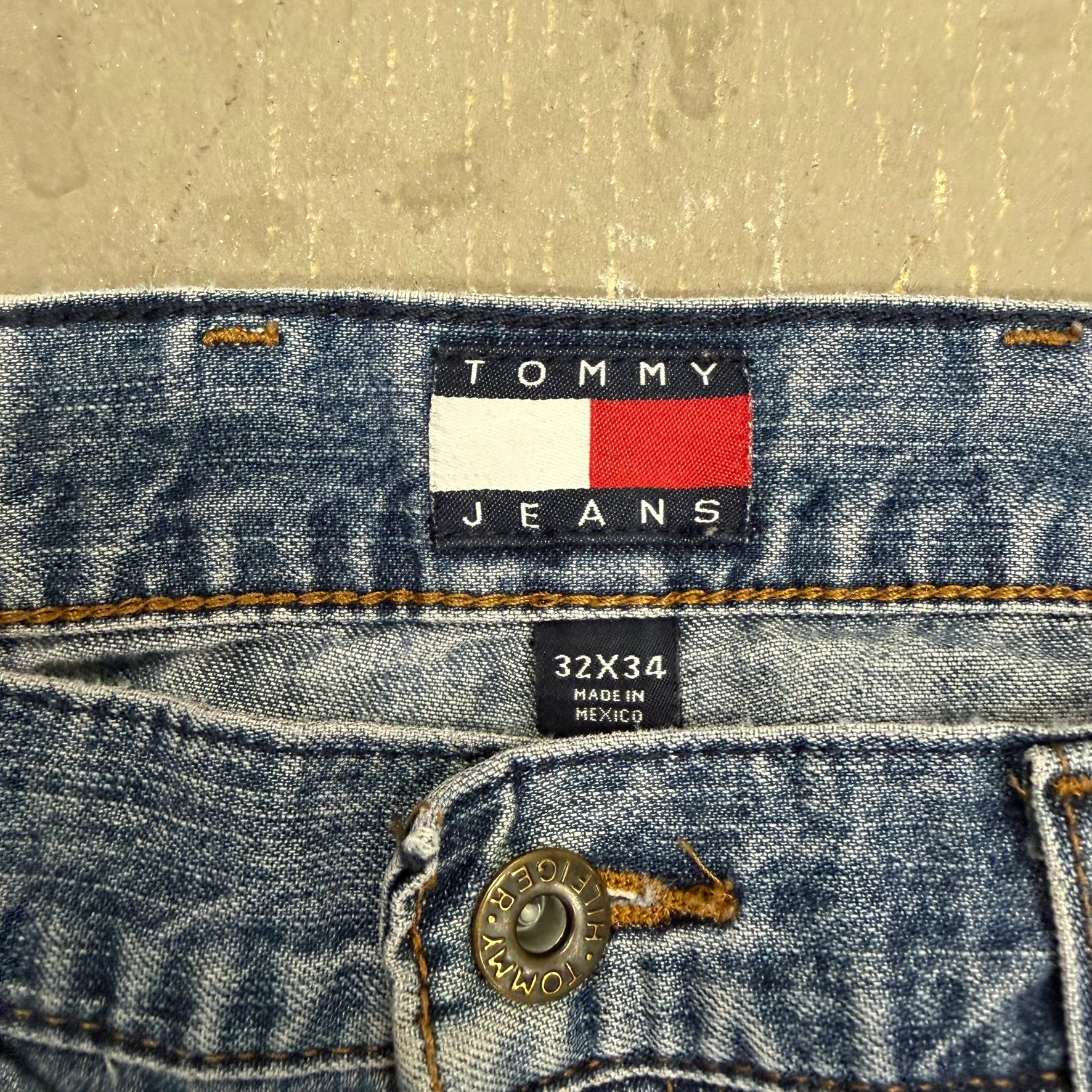 J- Vintage Tommy Hilfiger Straight Leg Jeans - 34x32